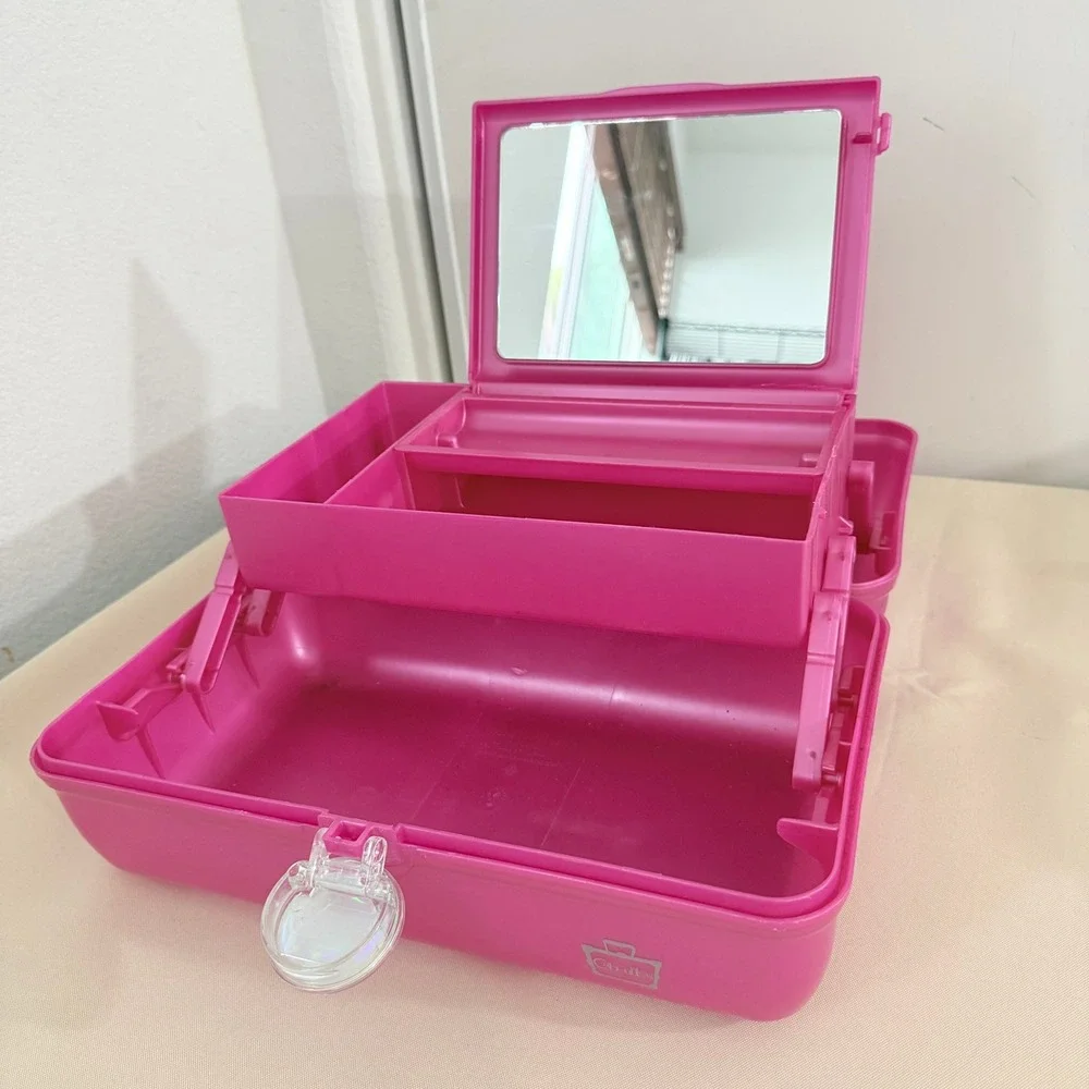 Caboodles this iconic